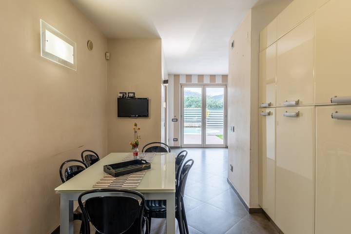 Villa für 8 Personen, mit Garten in Massa - 4