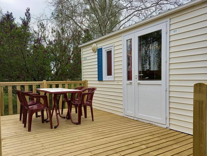 Camping de Charlieu - Chambre 2 personnes - Hôtelière in Charlieu, Région de Roanne