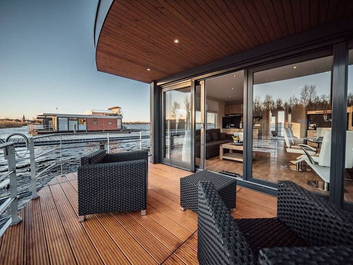 Hausboot mit 1 Schlafzimmer in Bitterfeld, Bitterfeld-Wolfen