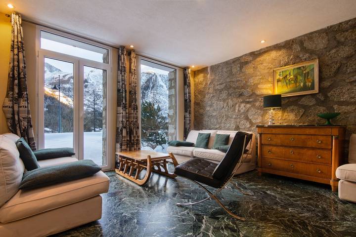 Chalet pour 8 personnes, avec balcon, adapté aux familles dans les Alpes francaises