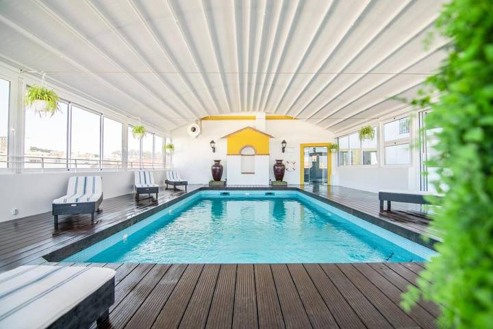 Hôtel pour 2 personnes, avec terrasse ainsi que piscine et vue à Loulé - 4