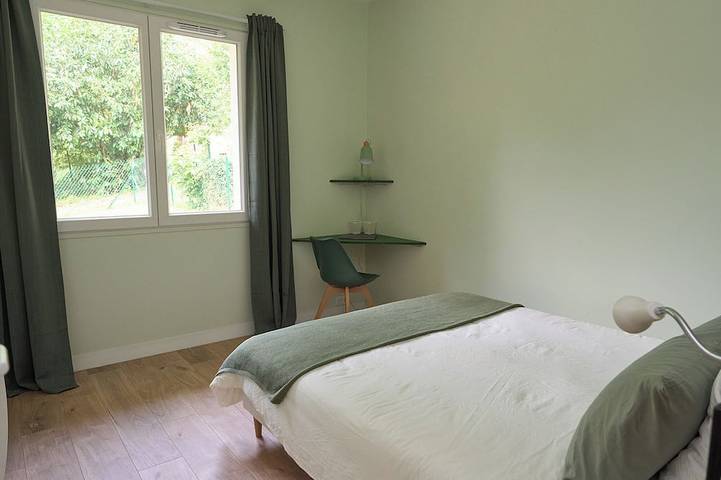 Location de vacances pour 6 personnes, avec jardin à Brunoy - 3