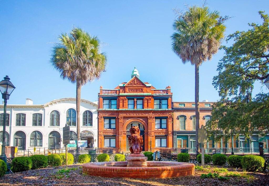 Ganze Wohnung, Bleib bei Lucky Savannah: Architekt renoviertes Gartenhaus; atemberaubende Details! in Savannah, Chatham County