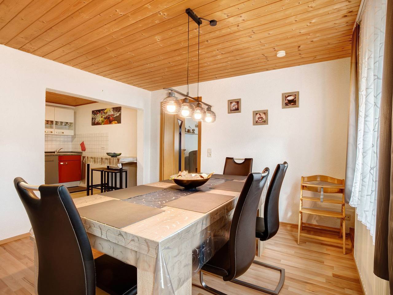 Ganze Ferienwohnung, Ferienwohnung Annette - Ferienwohnung Annette in Gomadingen, Neckar-Alb