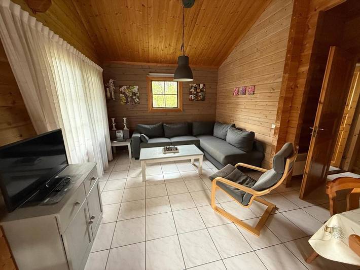 Gîte pour 6 personnes, avec piscine ainsi que terrasse et vue, animaux acceptés à Mauroux - 3
