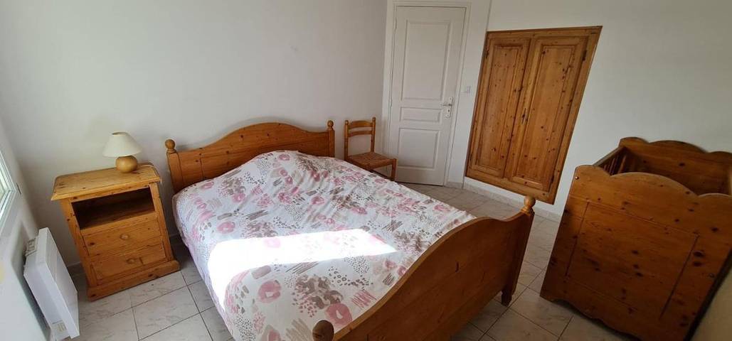 Location de vacances pour 9 personnes, avec piscine à Jonquières - 2
