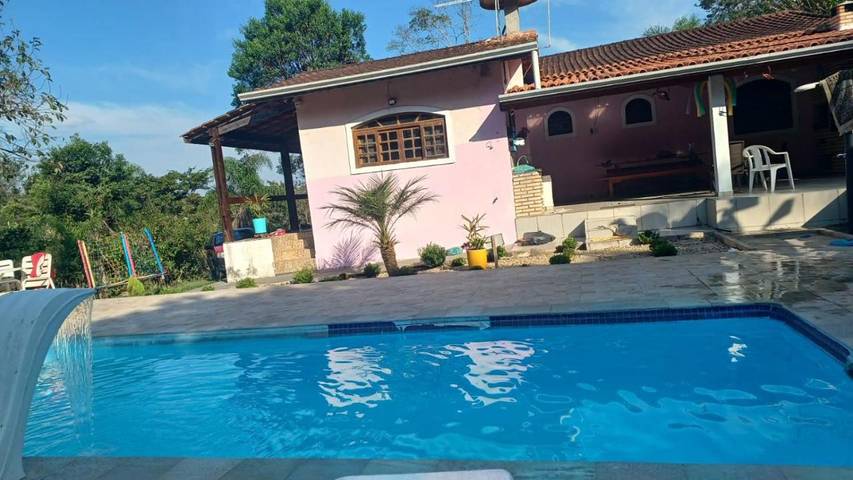 Casas e apartamentos de temporada para 19 pessoas, com piscina e vista e ainda balcão, com animais de estimação em Cotia