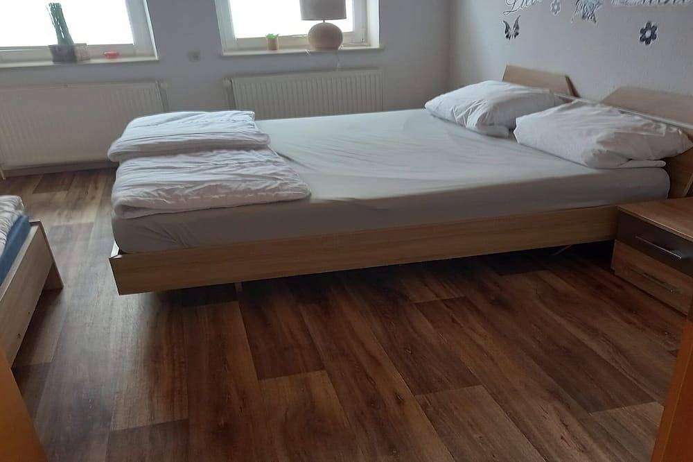 Ferienhaus in Stormbruch mit Terrasse in Diemelsee, die Mittelgebirge