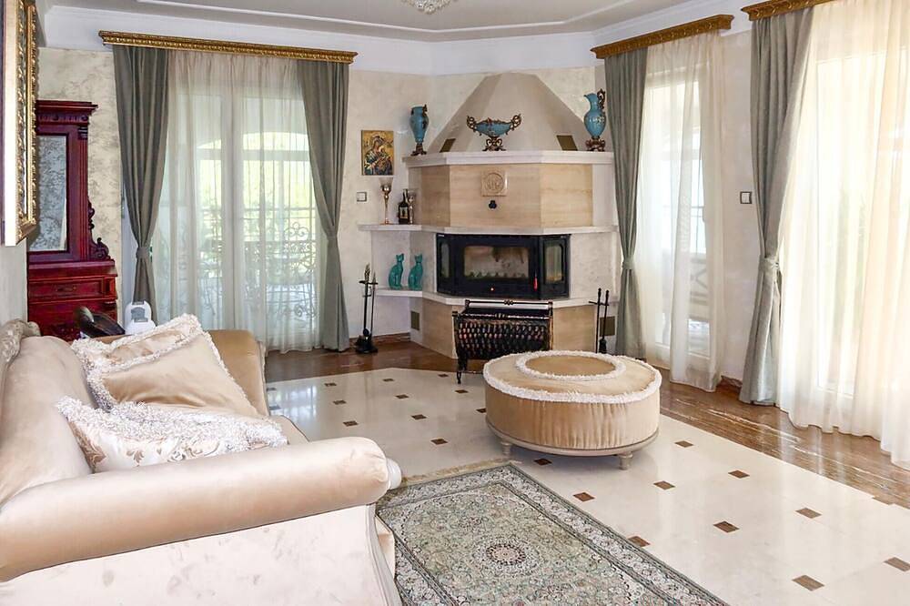 Gorgeous home in Herceg Novi in Podi-Sasovići, Bay of Kotor
