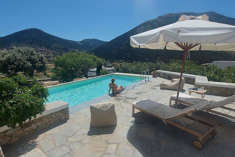 Ruhige Familienvilla im Herzen der lebhaften Hauptstadt von Sifnos in Kykladen