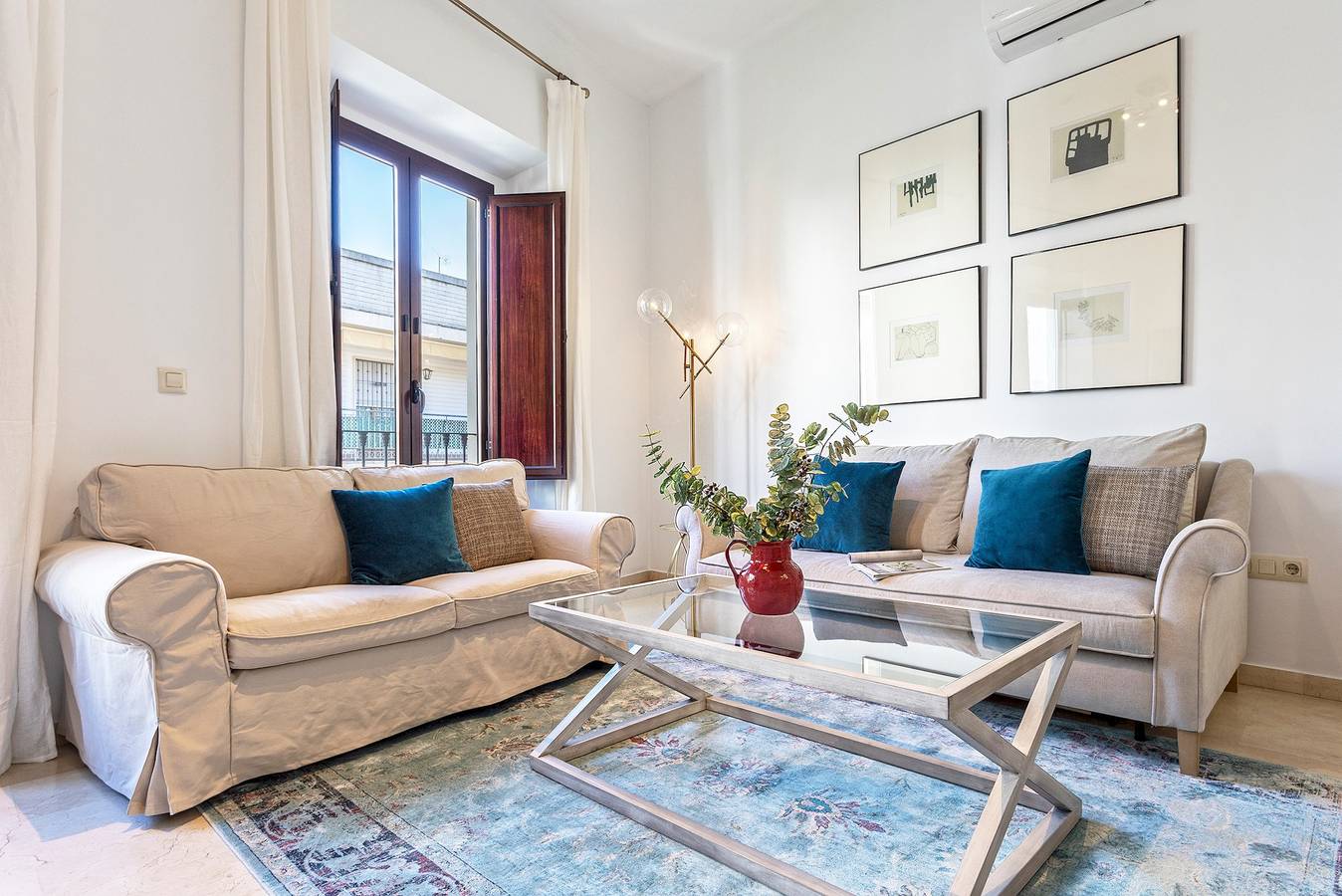 Appartement entier, Beautiful 2 bedrooms apartment with private terrace near the Cathedral. Arfe Terrace Ii in Casco Antiguo, Séville
