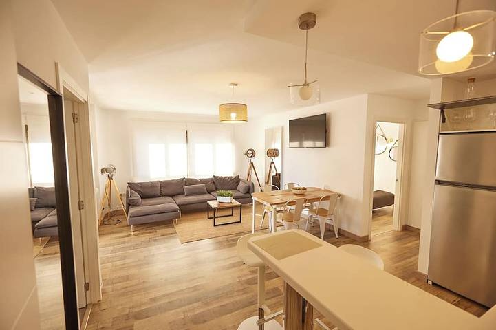 Holiday apartment for 5 people, with balcony - 1