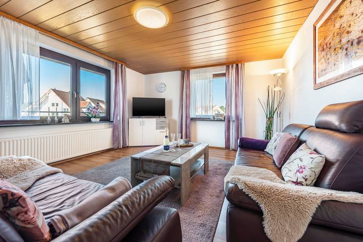 Ganze Wohnung, Apartment 'Haus Michel, 90 qm' mit Balkon und WLAN in Oberuhldingen, Uhldingen-Mühlhofen