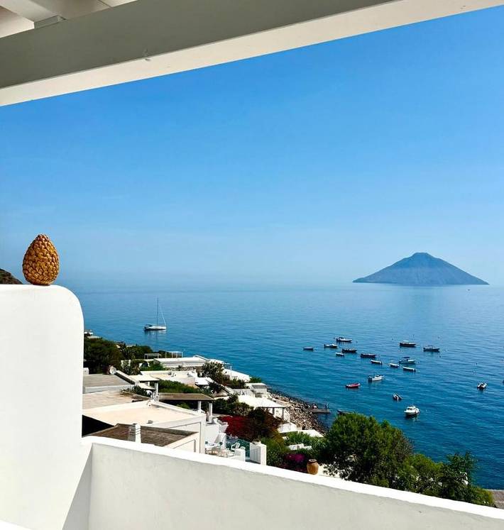 B&b per 5 persone, con giardino e panorama, con animali domestici alle Isole Eolie