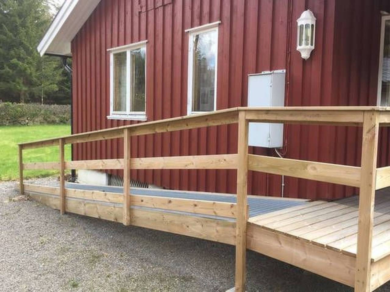 "Flodavägen 39" mit privatem Parkplatz in Bollebygd, Västergötland