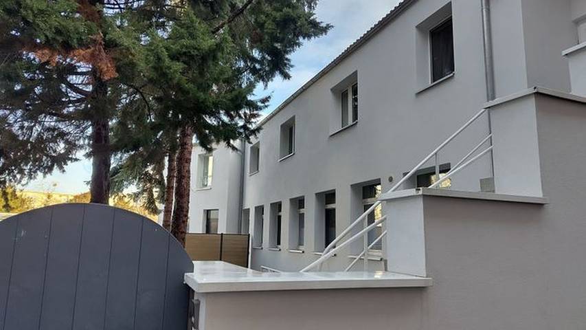 Apartamento de vacaciones para 8 personas, con terraza además de sauna y jardín - 1