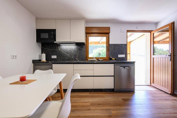 Casa rural para 3 personas, con Terraza además de Jardín y Vistas en Arzúa - 3