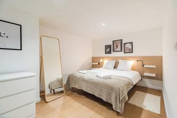 Location de vacances pour 14 personnes, avec balcon à Saint-Carreuc