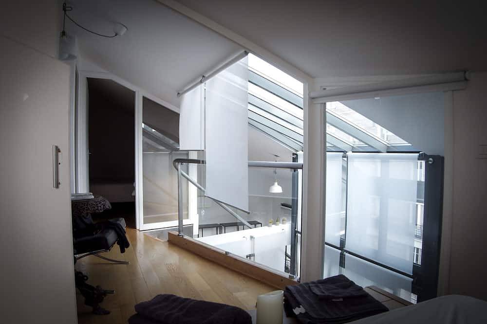 Entire apartment, Beautiful Loft 130m2. Sun and quiet in La Garenne-Colombes, Hauts-de-Seine