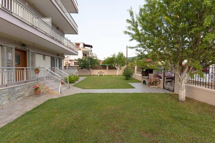 Gîte pour 5 personnes, avec jardin et balcon dans Stavros - 3