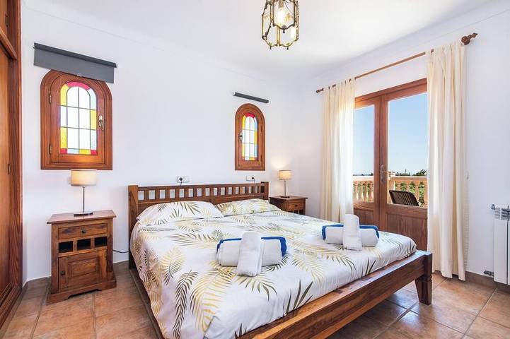 S'Hort, hermosa casa de campo mallorquina con gran jardín y piscina in Cala Mitjana, Felanitx