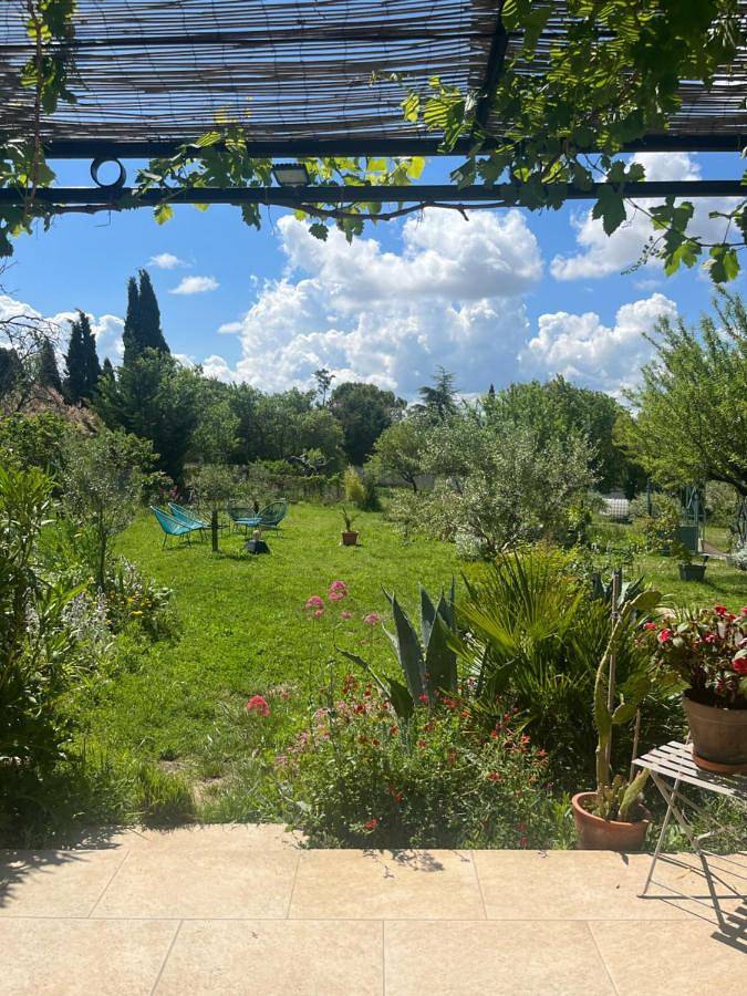 Gîte pour 4 personnes, avec Terrasse ainsi que Jardin et Vue à Grambois