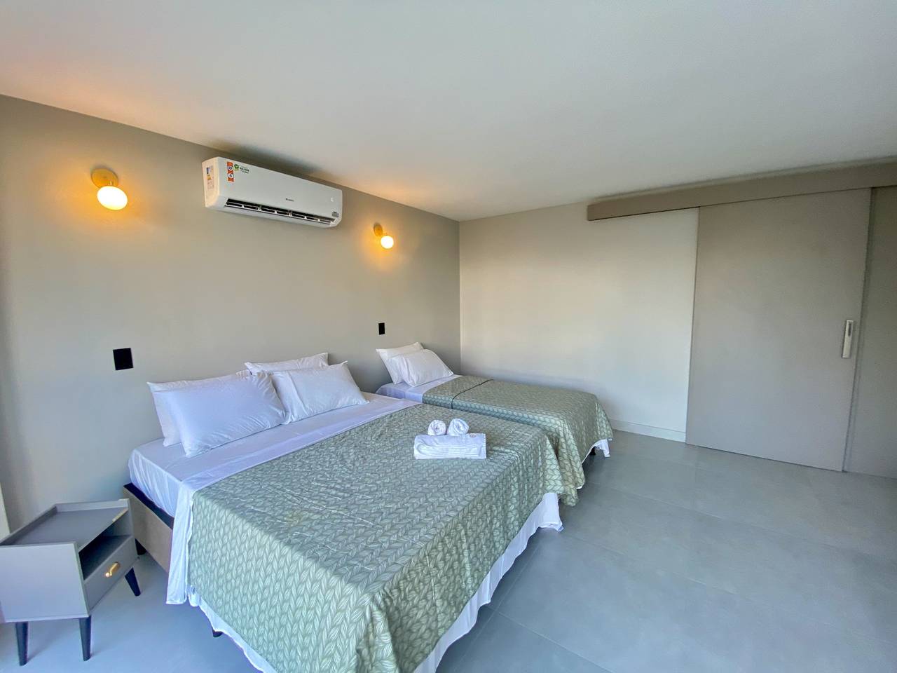 Geheel appartement, Vakantieappartement voor 7 personen met zwembad in Cabo Branco, João Pessoa (gemeente)