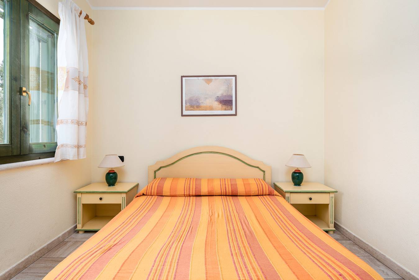 Ganze Wohnung, Ferienwohnung 'Degli Ulivi' mit privater Terrasse, privatem Garten und Balkon in Cala Ginepro, Orosei