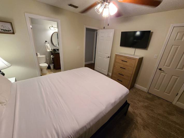 Vacation rental for 8 people, with balcony in Sandy Springs