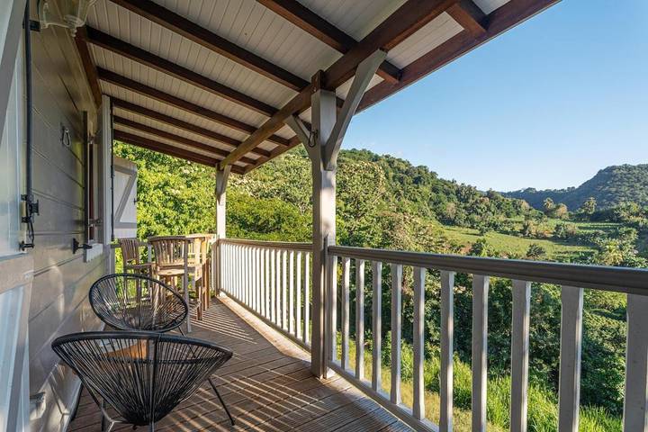 Maison de vacances pour 3 personnes, avec terrasse et vue, animaux acceptés