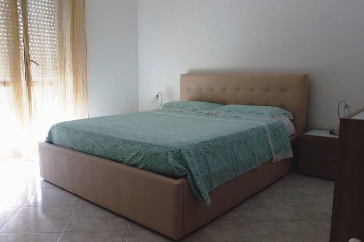 Ferienwohnung für 5 Personen, mit Balkon und Whirlpool in Agropoli - 3