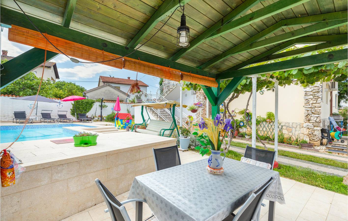 Ganze Ferienwohnung, Ferienwohnung für 2 Personen mit Terrasse in Valbandon, Südküste Istrien