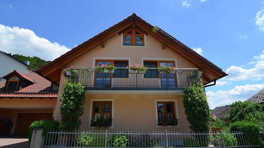 Ferienwohnung für 2 Personen, mit Balkon und Garten in Riedenburg