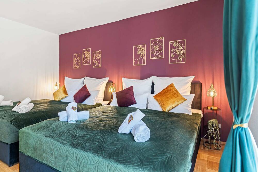 Ganze Wohnung, Flair-Apartment Blossom | Whirlpool | Bbq | 2xparken | Terrasse | Kaffee | Wlan in Künzell, Rhön-Hessen