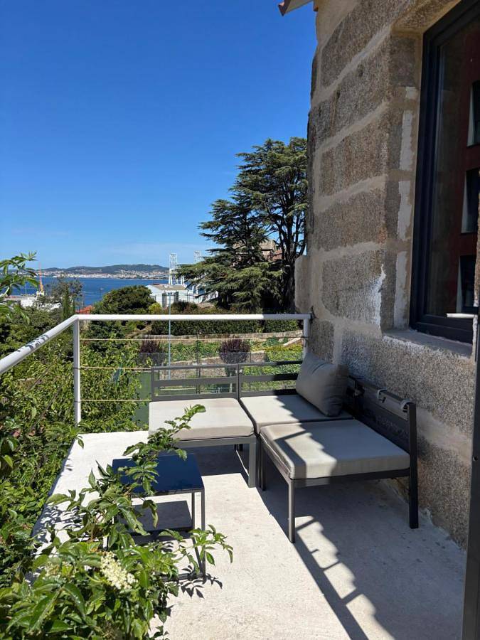 Gîte pour 2 personnes, avec vue et jardin à Vigo