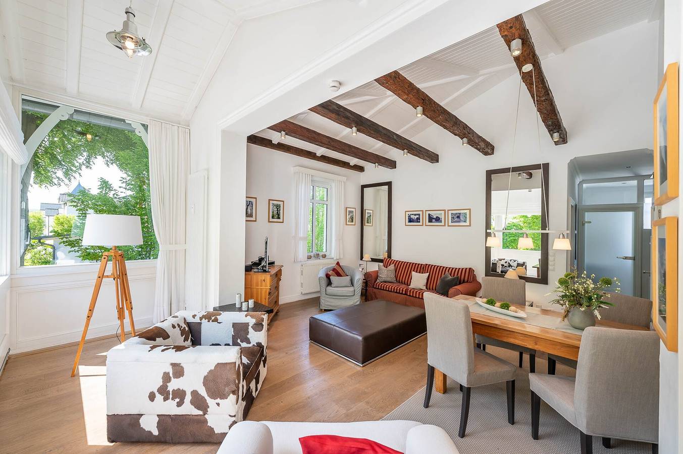 Ganze Wohnung, Apartment 'Die Stubnitz' mit Wintergarten mit Balkon-Effekt in Ostseebad Binz, Binz