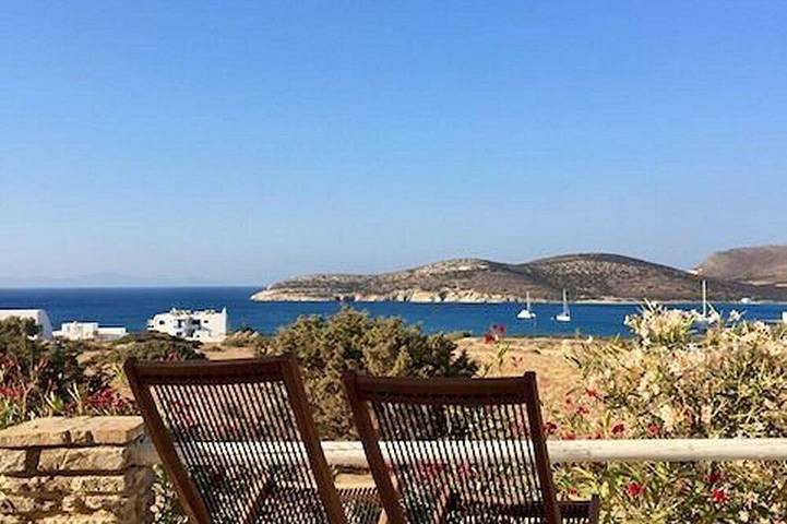 Maison de vacances pour 4 personnes, avec jardin ainsi que jacuzzi et balcon dans Antiparos