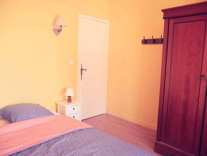 Location de vacances pour 2 personnes, avec terrasse ainsi que jardin et vue à Sernhac - 4