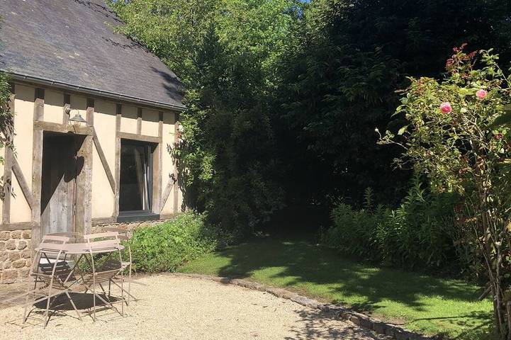 Gîte pour 4 personnes, avec jardin et terrasse, animaux acceptés