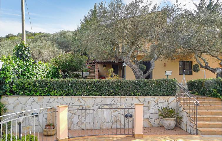 Appartamento per 5 persone a Casteldaccia