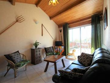 Gîte pour 7 Personnes dans Boisset (Haute-Loire), Massif central, Photo 1