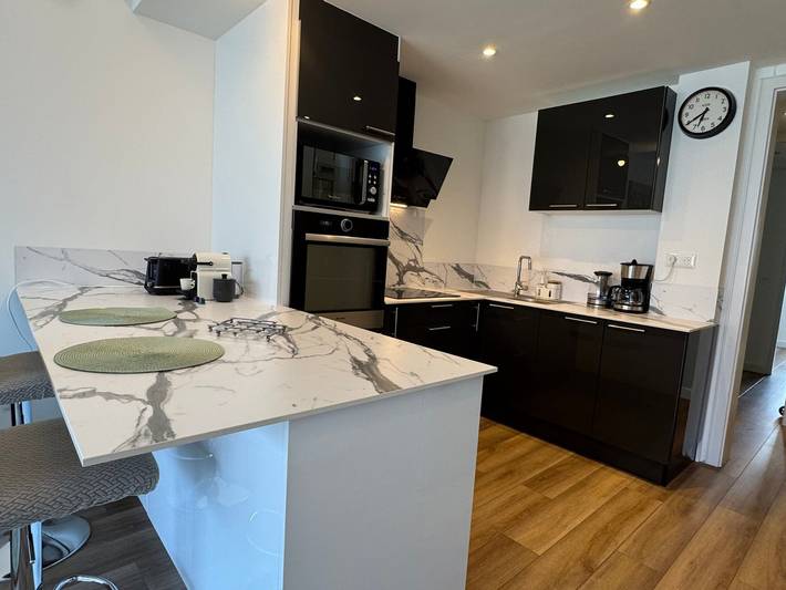 Gîte pour 2 personnes, avec Vue sur le lac dans Grand Port (Aix-les-Bains) - 4