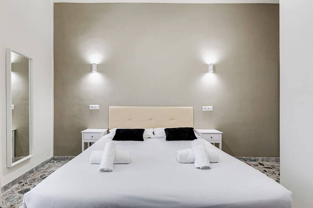 Ganze Wohnung, Vivilo Collection - San Vito View Apartment in Rom Zentrum, Rom