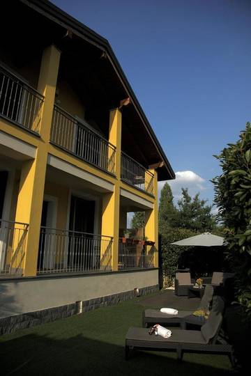 Cottage pour 3 personnes, avec jardin et jacuzzi à Cornaredo