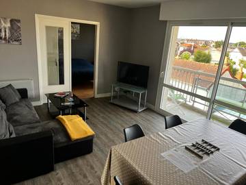 Gîte pour 6 personnes, avec balcon et vue à Yzeure