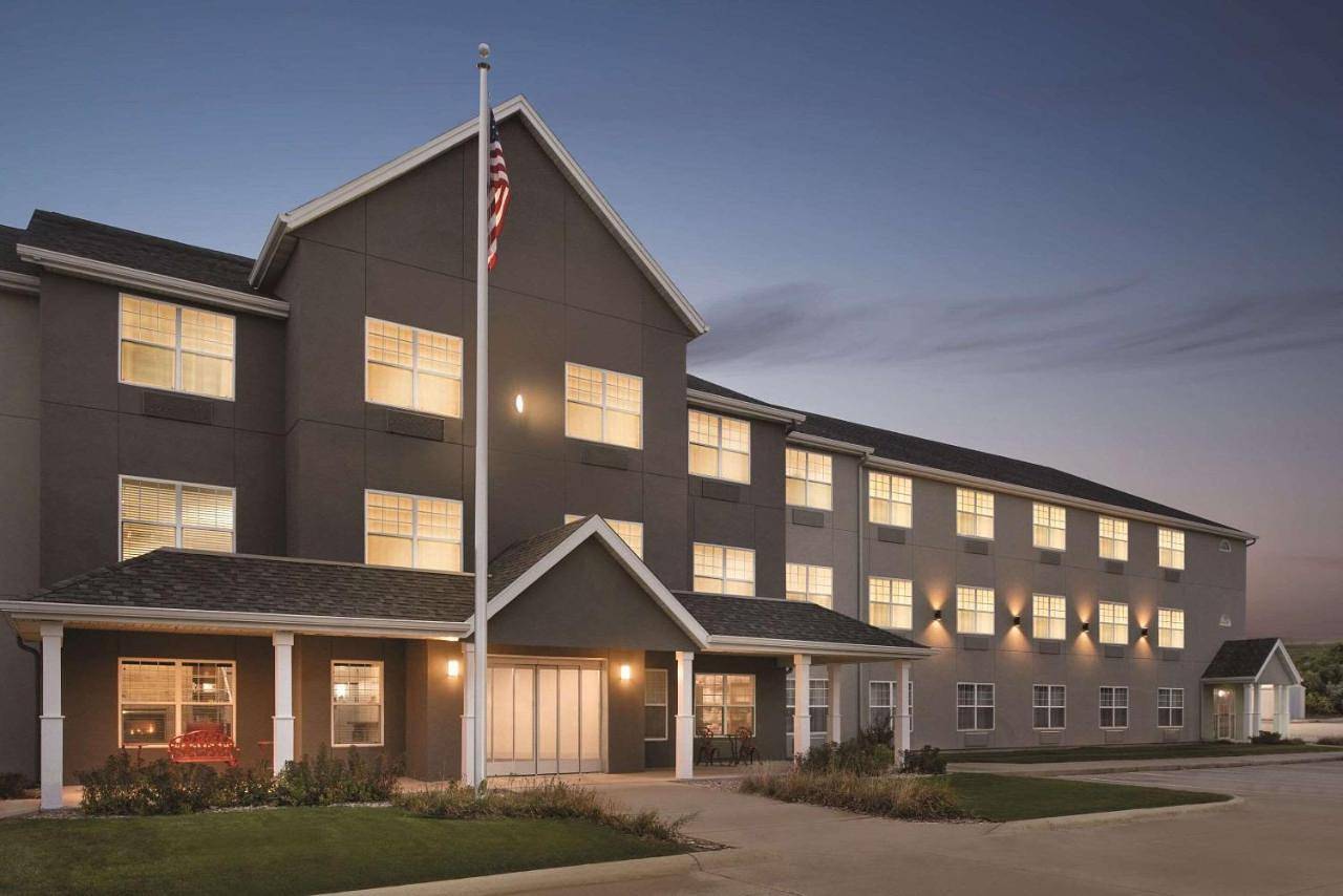 Country Inn & Suites by Radisson, Cedar Falls, Ia in Black Hawk County