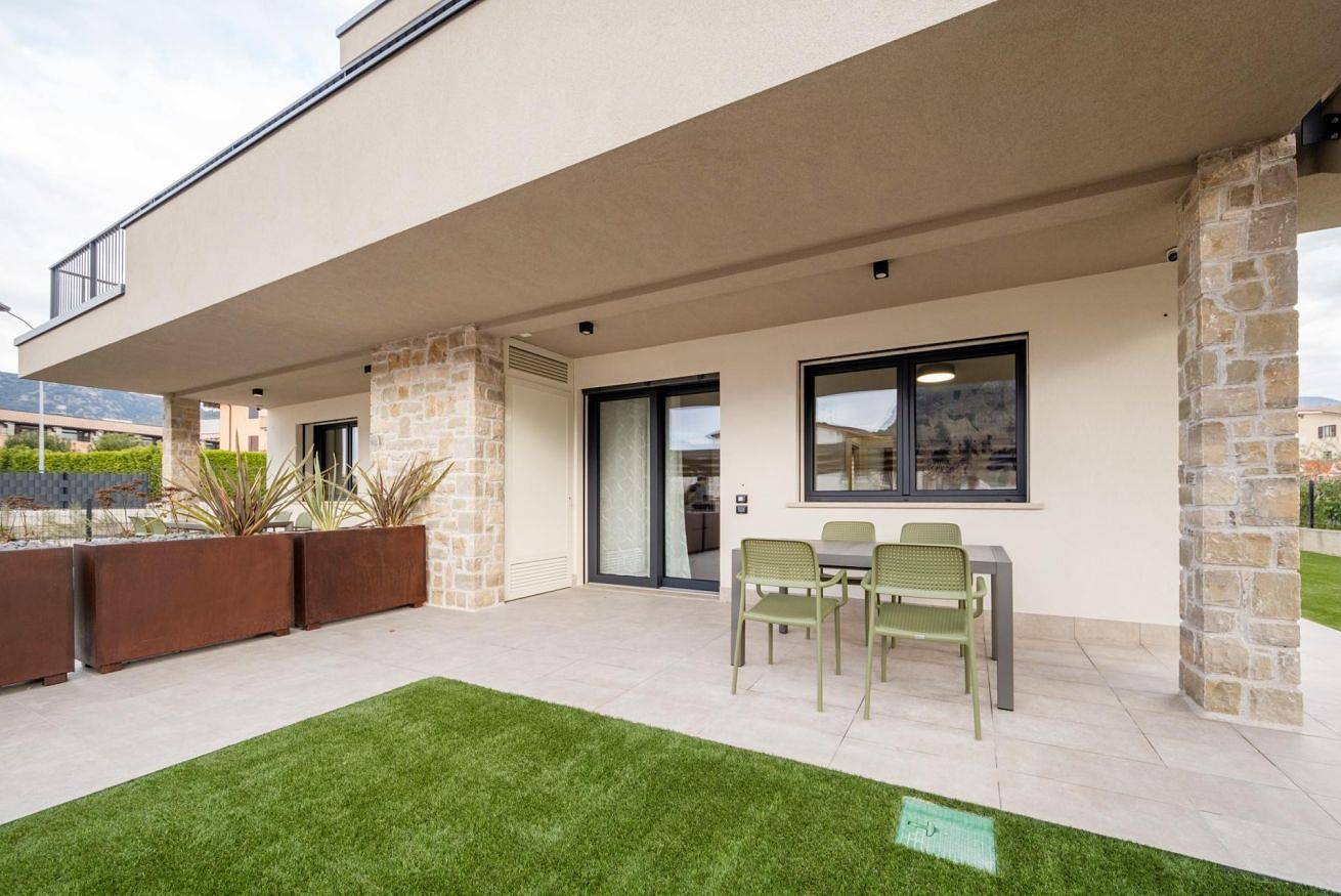 Cały apartament, Apartament wakacyjny dla 4 osób z balkon/ taras in Garda, Góry Garda