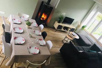 Location de vacances pour 8 personnes, avec terrasse et jardin à Saint-Pierre-de-Plesguen