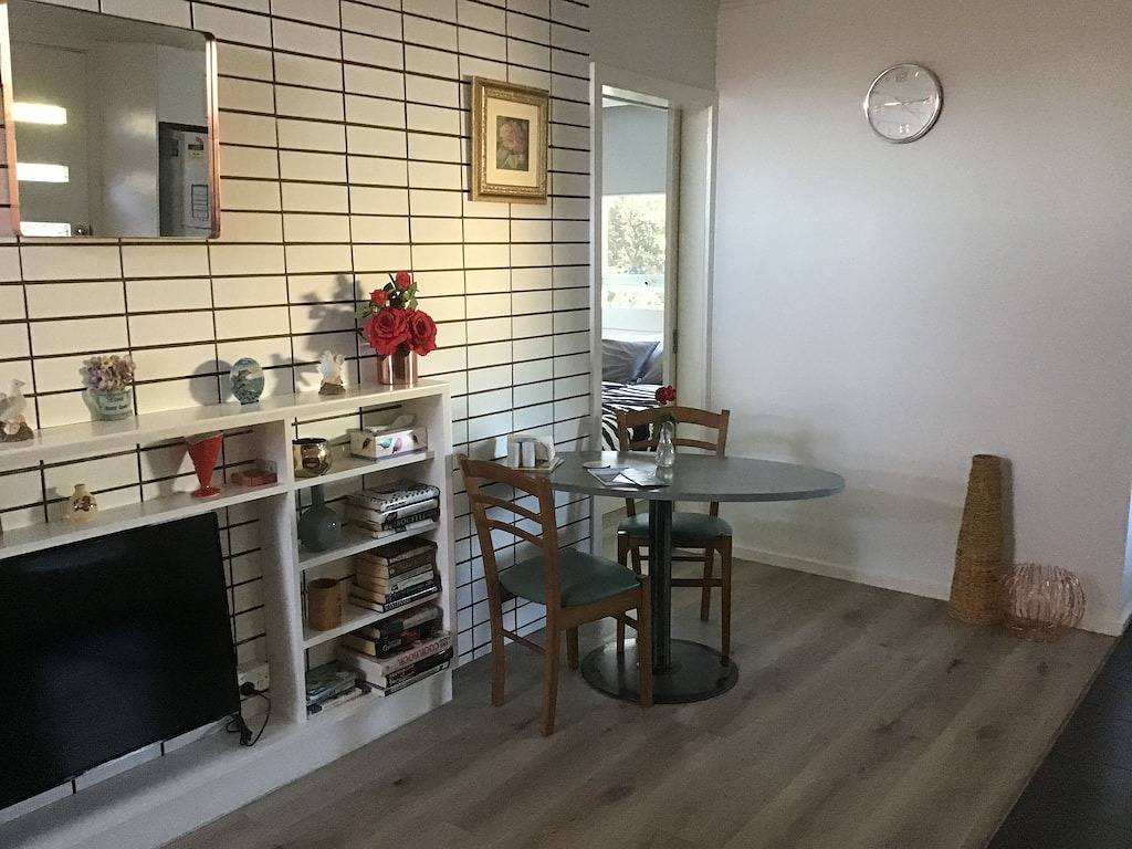 Ganze Wohnung, Beachdoc, 300 m zum Strand in St Leonards, Bellarine