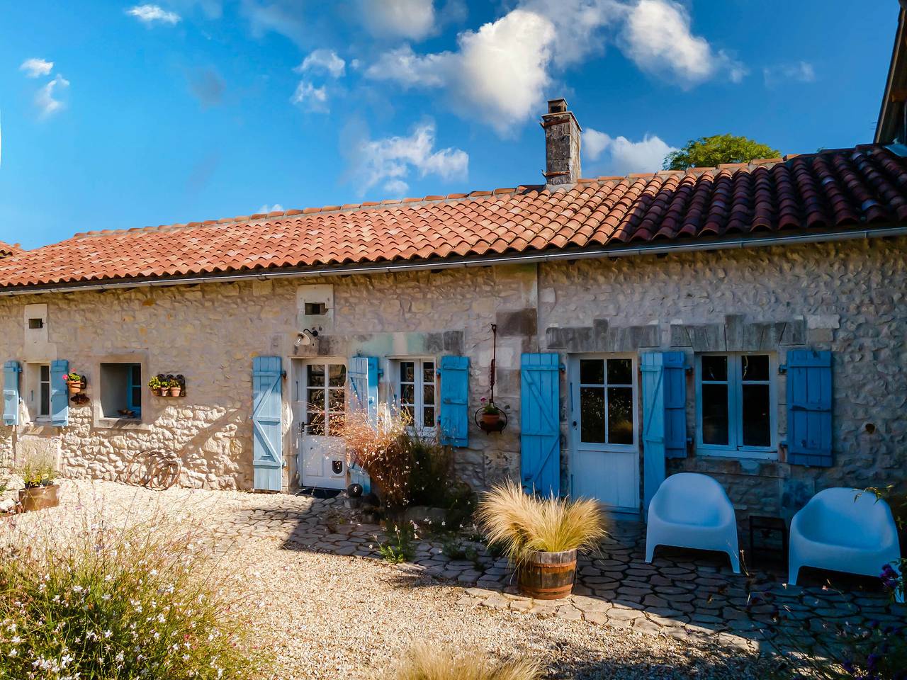 Rustig Dordogne-huisje in Saint-Martial-Viveyrol, Périgord Vert